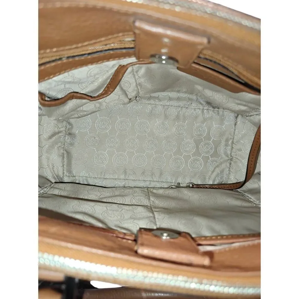 Michael Kors like new